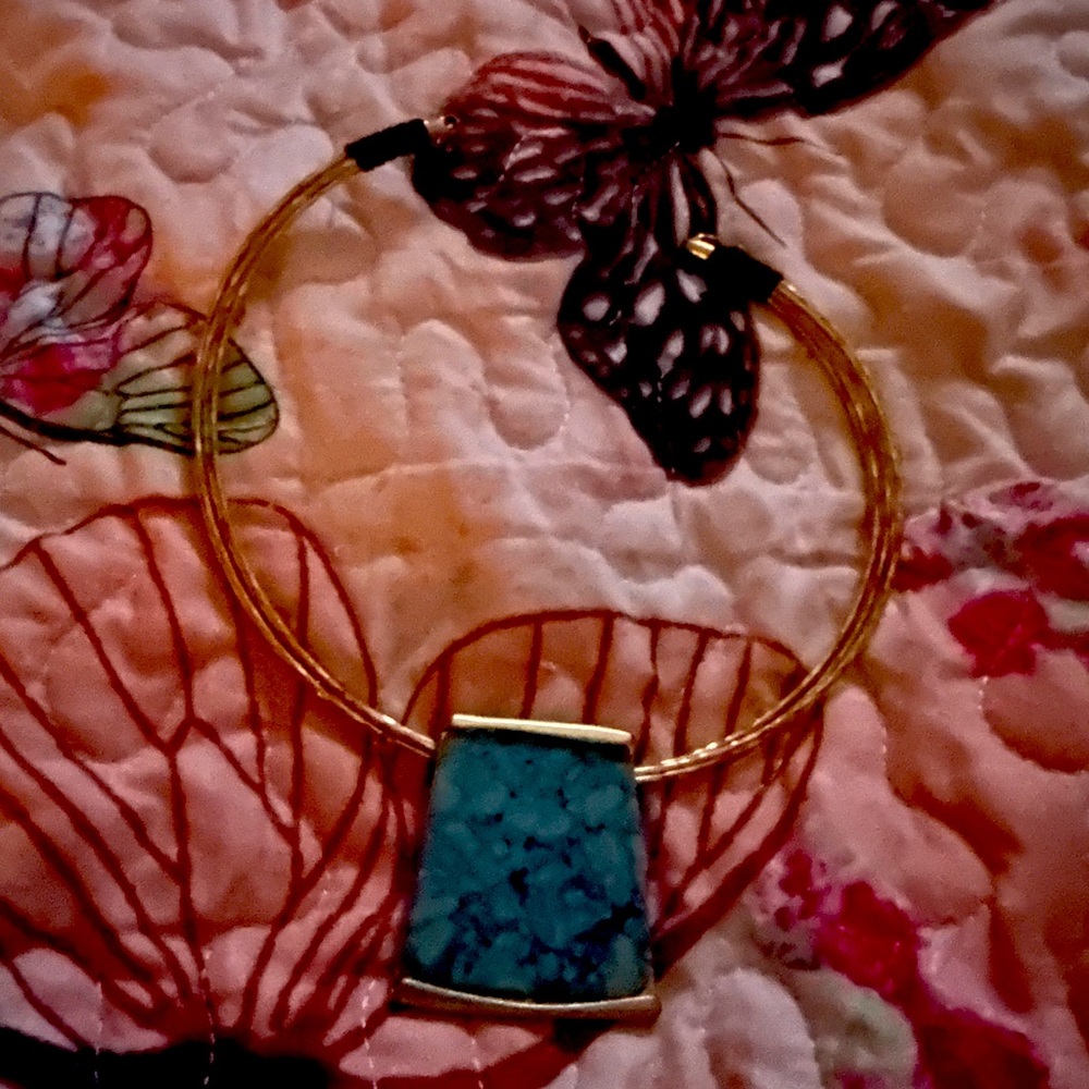 Gorgeous necklace!
